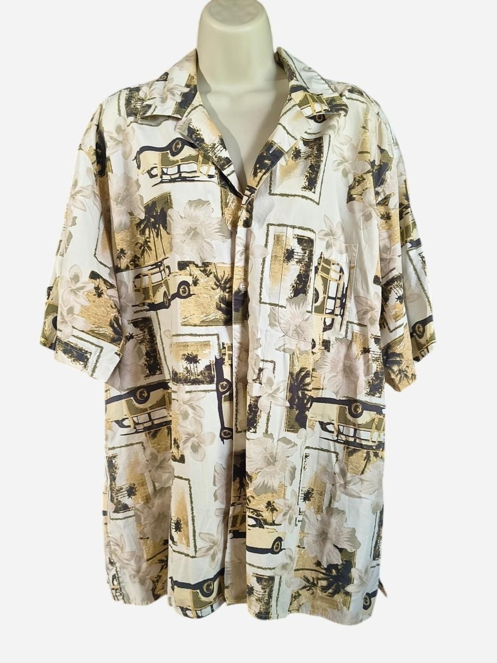 Men's Beige Short-Sleeve Tropical Button-Down Shirt